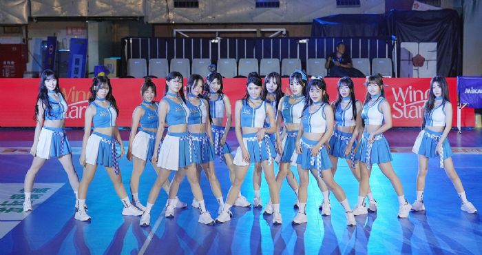 天鷹開幕戰Wing Stars全新制服亮相，韓籍名師親編開場舞點燃全場